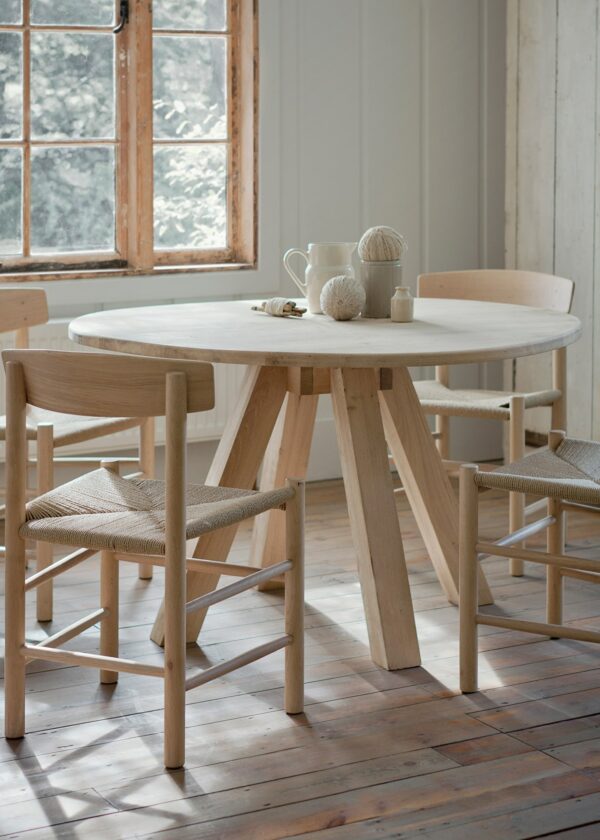 Hambledon Round Dining Table