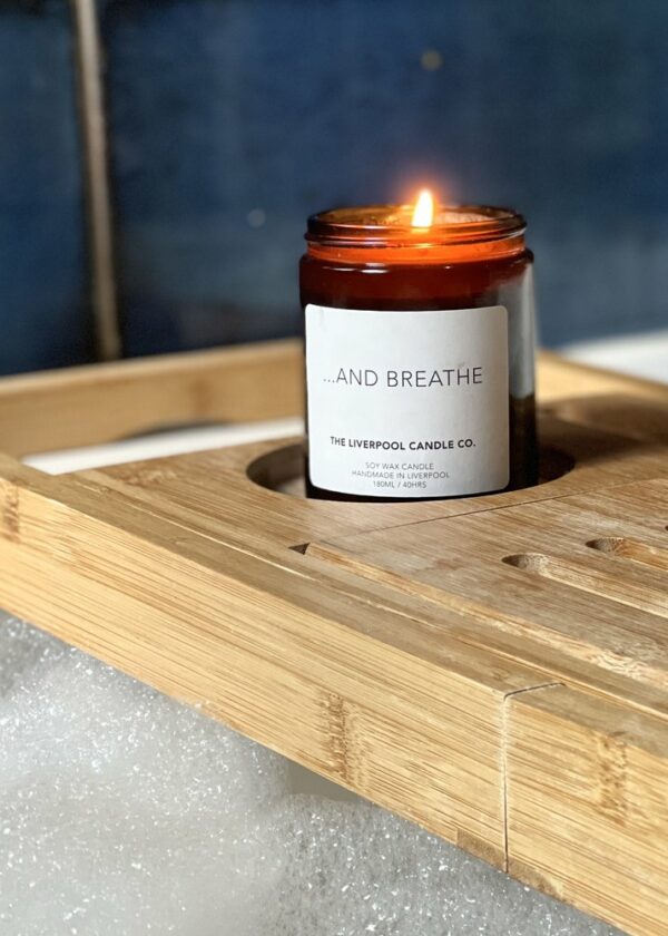 LARGE AND BREATH SOY WAX CANDLE